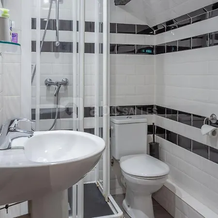 Mamie Jane Co-munity Gasthuis 3*